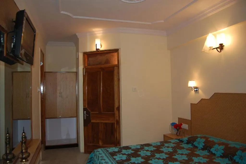 Hotel Prestige Shimla 2*,